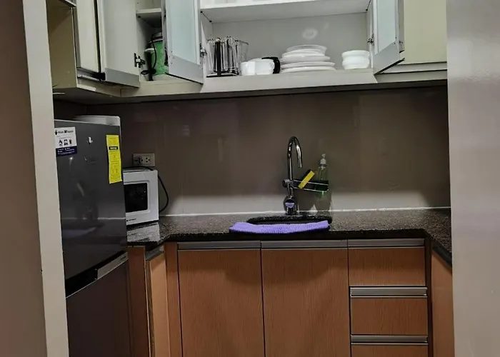 Apartamento 2 Bed Condotel At Newport Across Naia T3